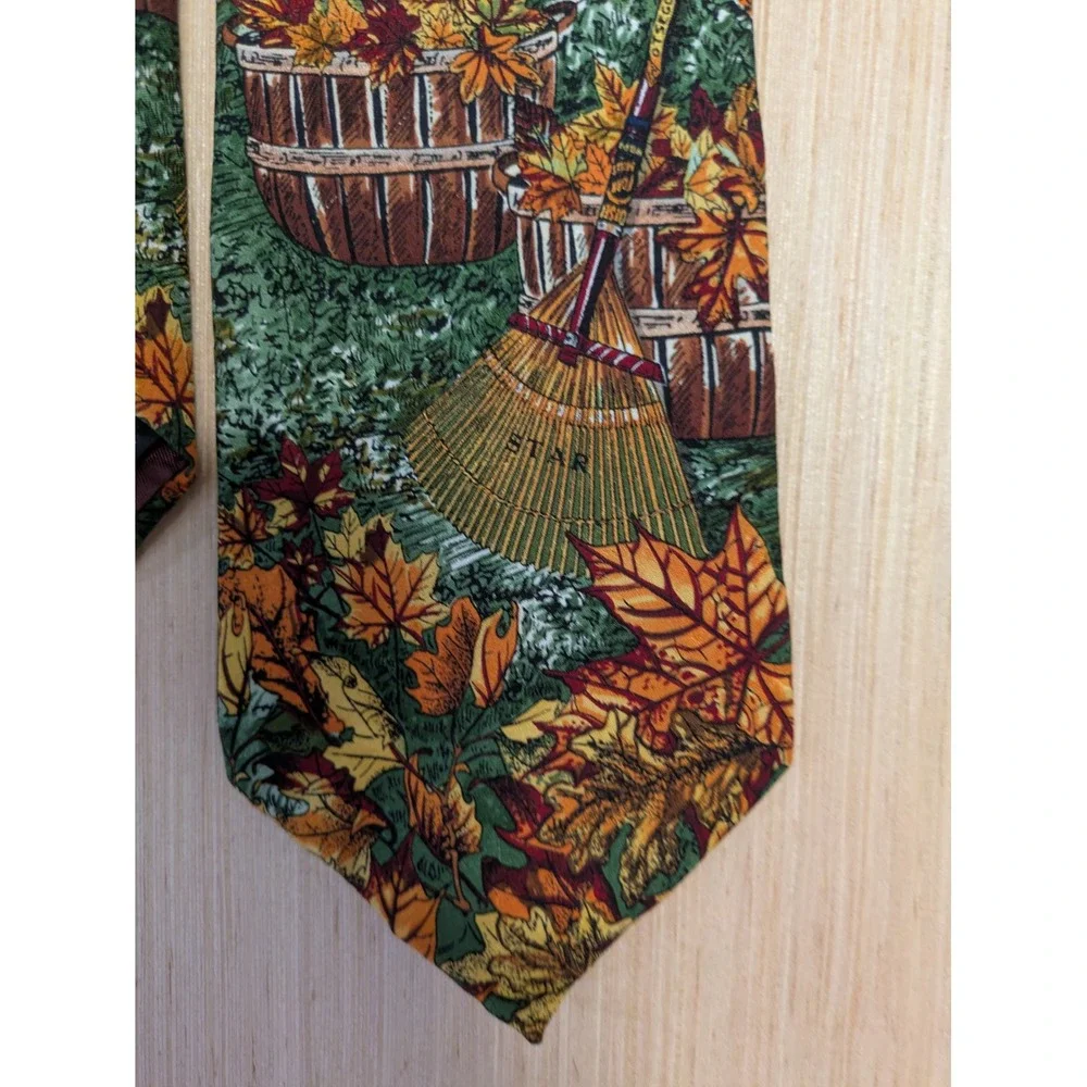 Tango by Max Raab Americana Series Arrival Silk Tie Fall Landscape Dog USA
